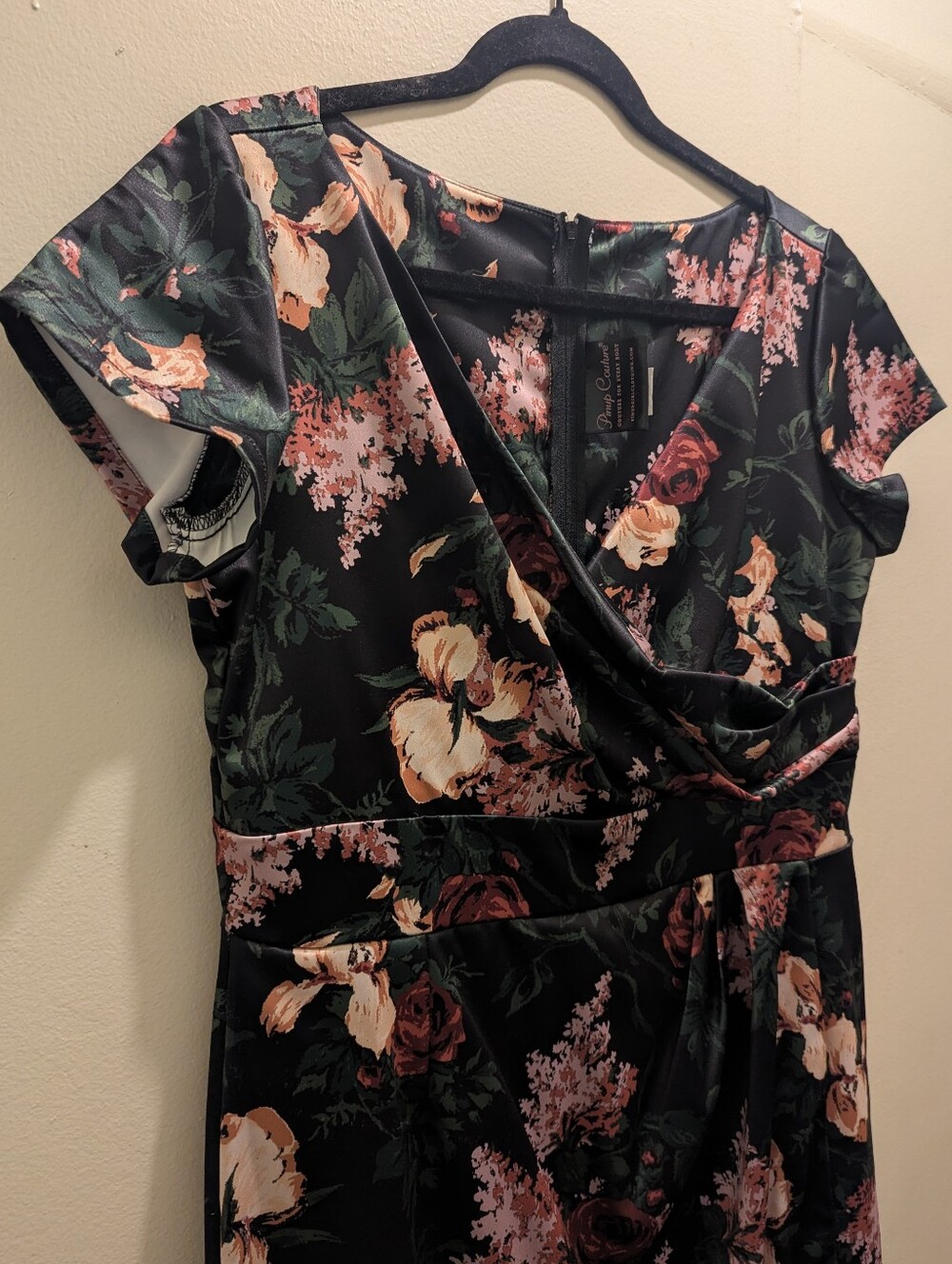 Pinup Couture Ava Faux Wrap Wiggle Satin Dress Black w/ Pink Floral Print- XL - Picture 4 of 16